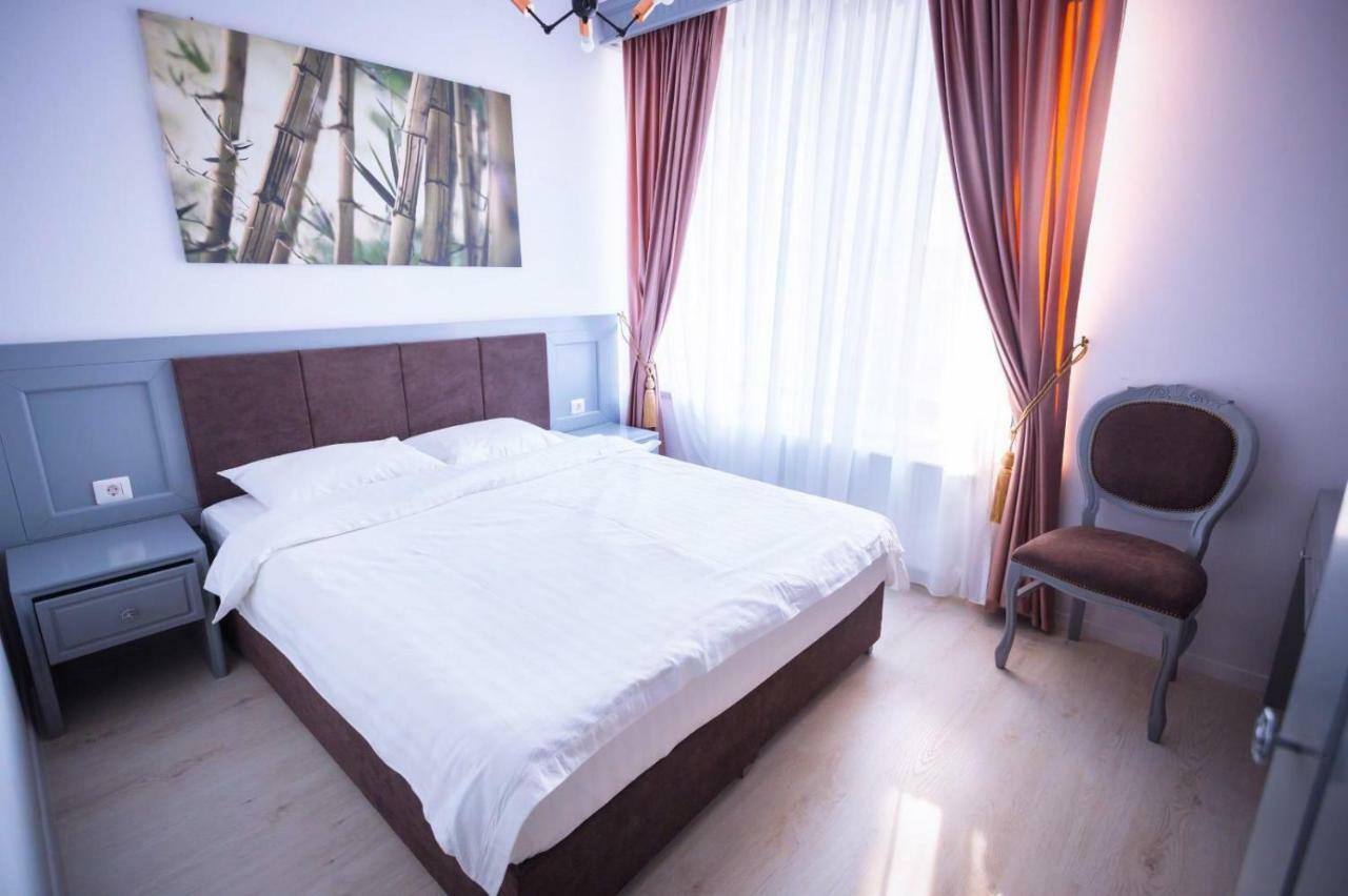Hotel Glaris Tirgu Frumos Exteriér fotografie